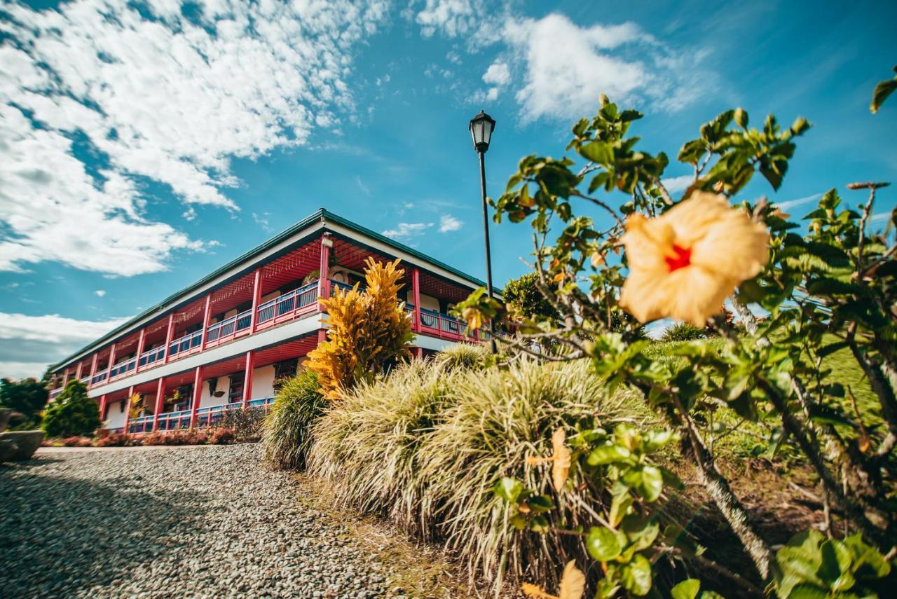 Hotel Arrayanes Del Quindio Montenegro Ngoại thất bức ảnh
