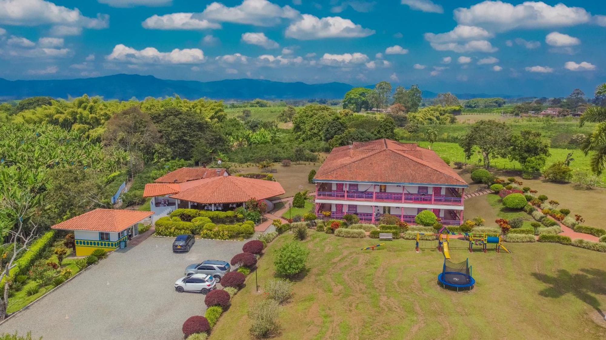 Hotel Arrayanes Del Quindio Montenegro Ngoại thất bức ảnh