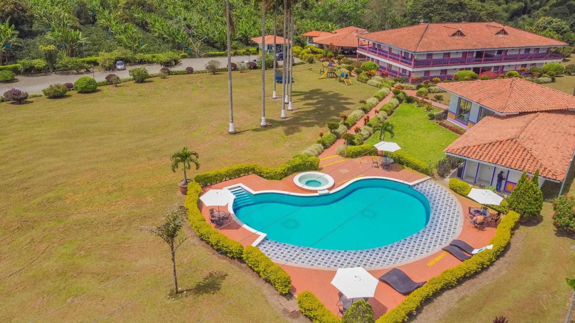 Hotel Arrayanes Del Quindio Montenegro Ngoại thất bức ảnh
